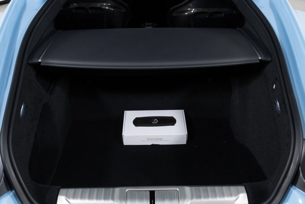 Used 2025 Ferrari 12Cilindri RWD image 23