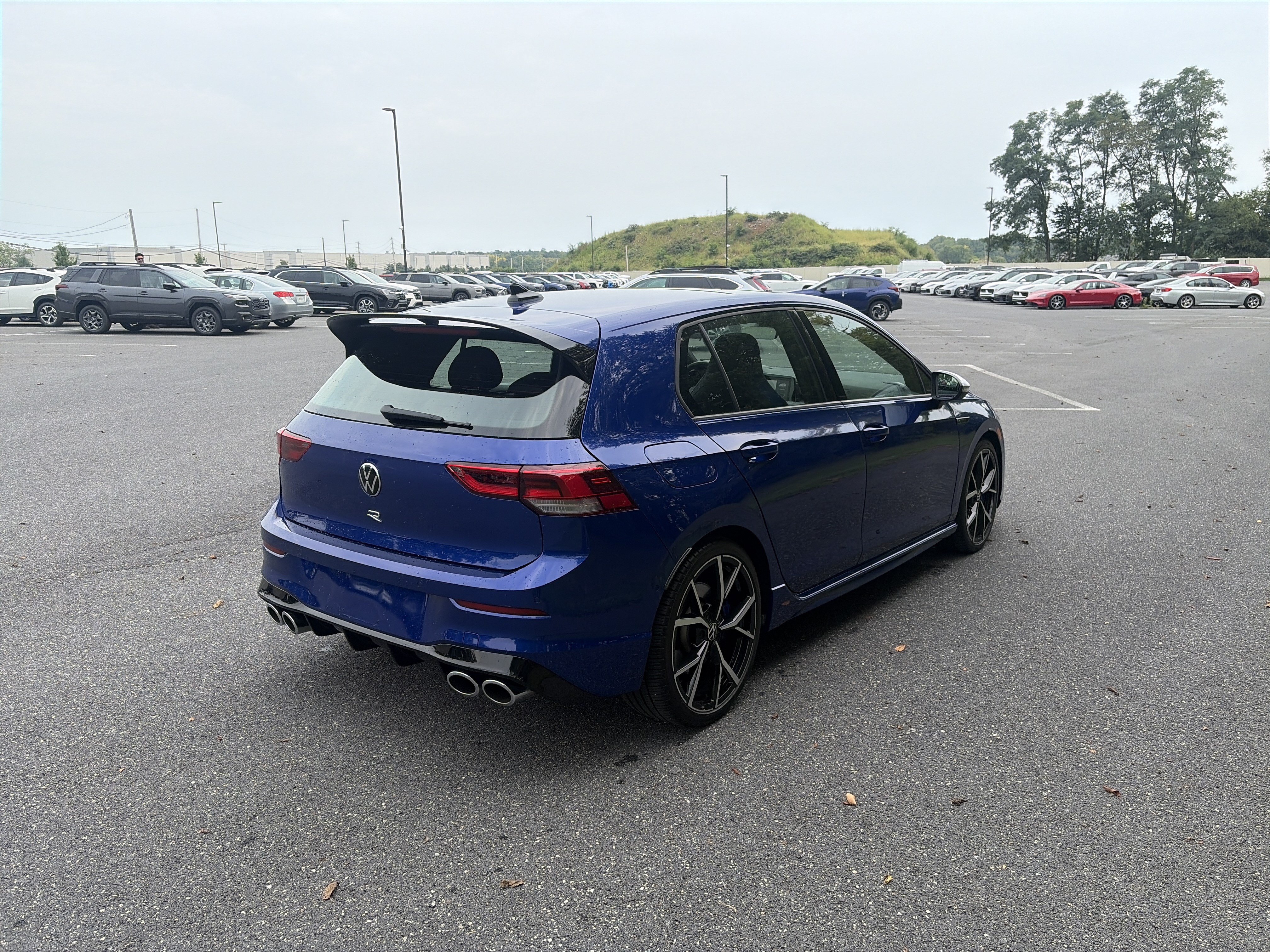 Used 2024 Volkswagen Golf R AWD/4WD image 5