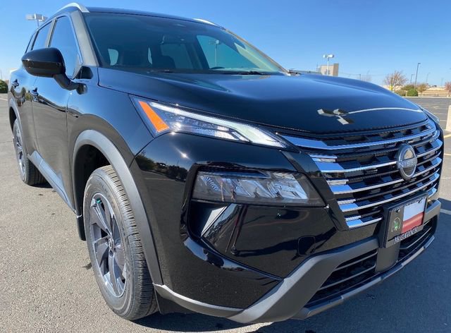 New 2026 Nissan Rogue SV image 8
