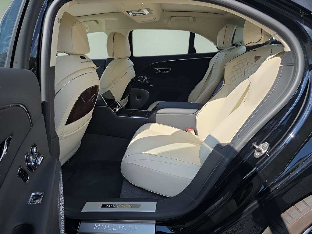 New 2025 Bentley Flying Spur Plug-In Hybrid AWD/4WD image 32