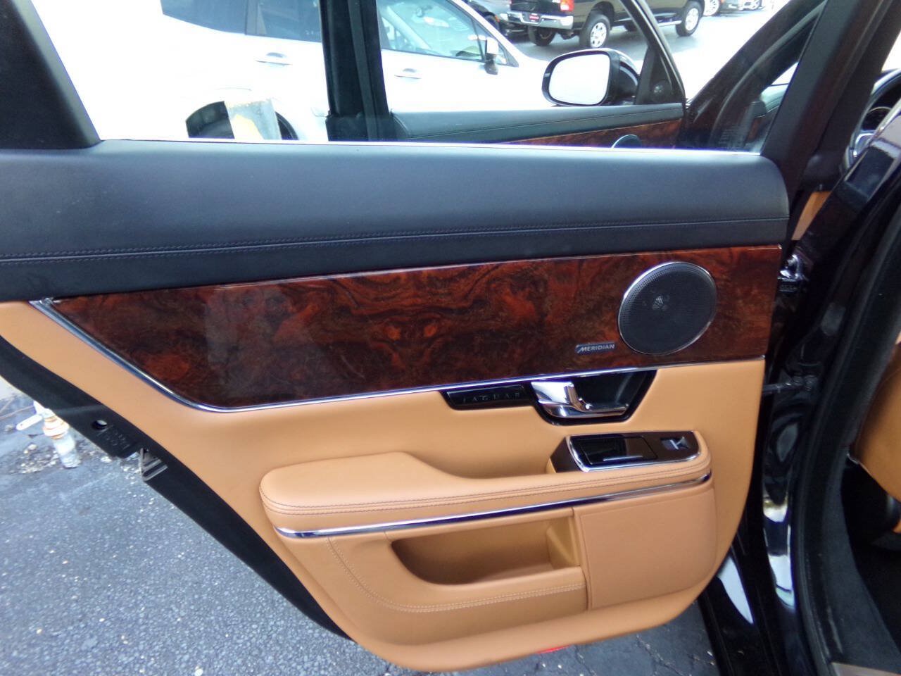 Used 2013 Jaguar XJ AWD image 25