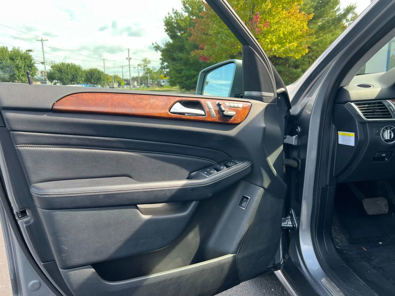 Used 2013 Mercedes-Benz ML 350 4MATIC image 16