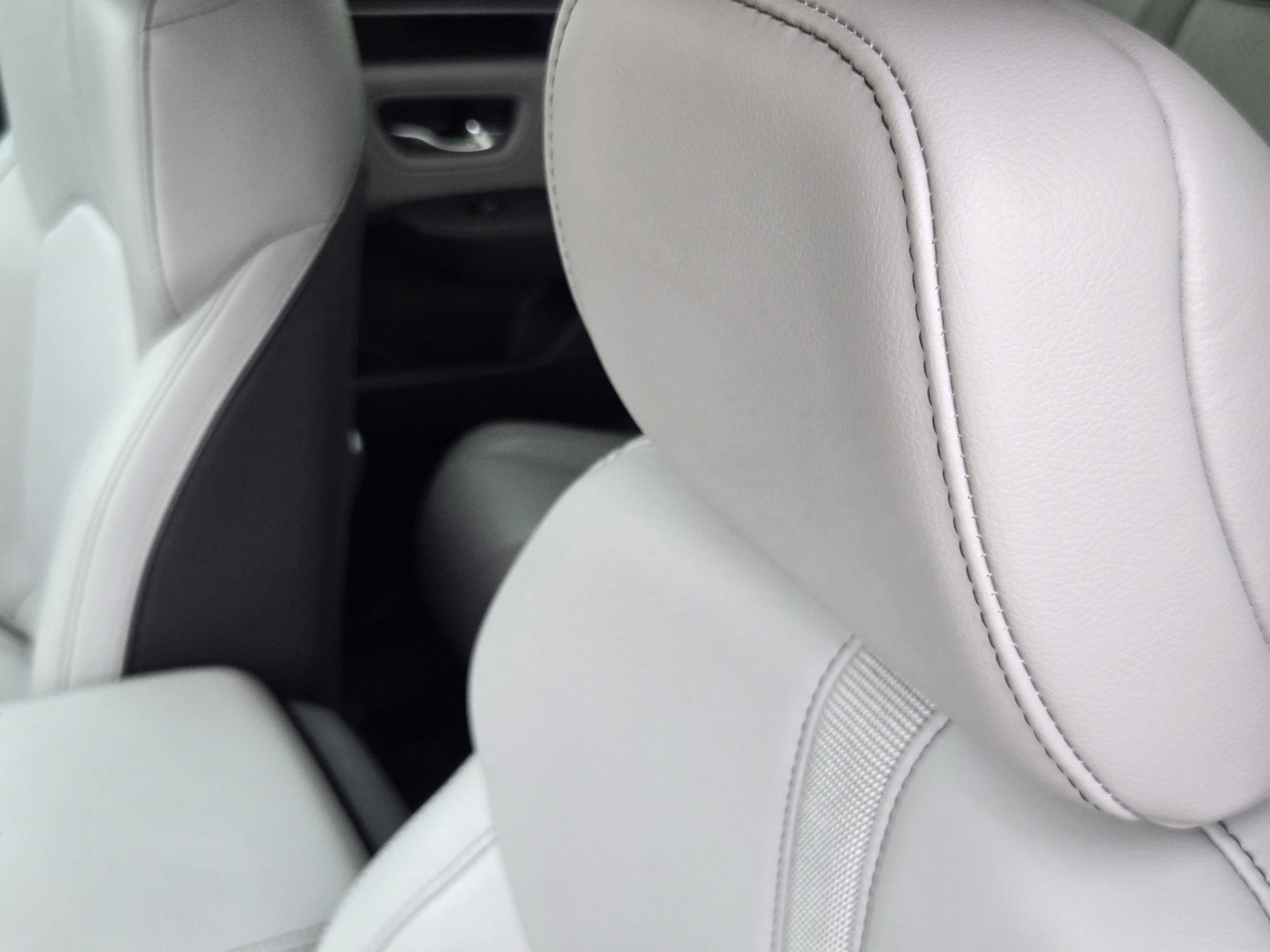 Certified 2025 Honda Pilot Touring image 11