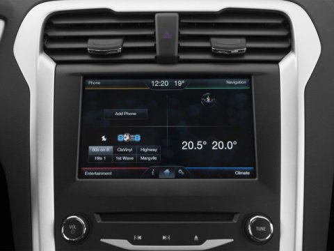 Used 2016 Ford Fusion SE w/ Equipment Group 202A image 22