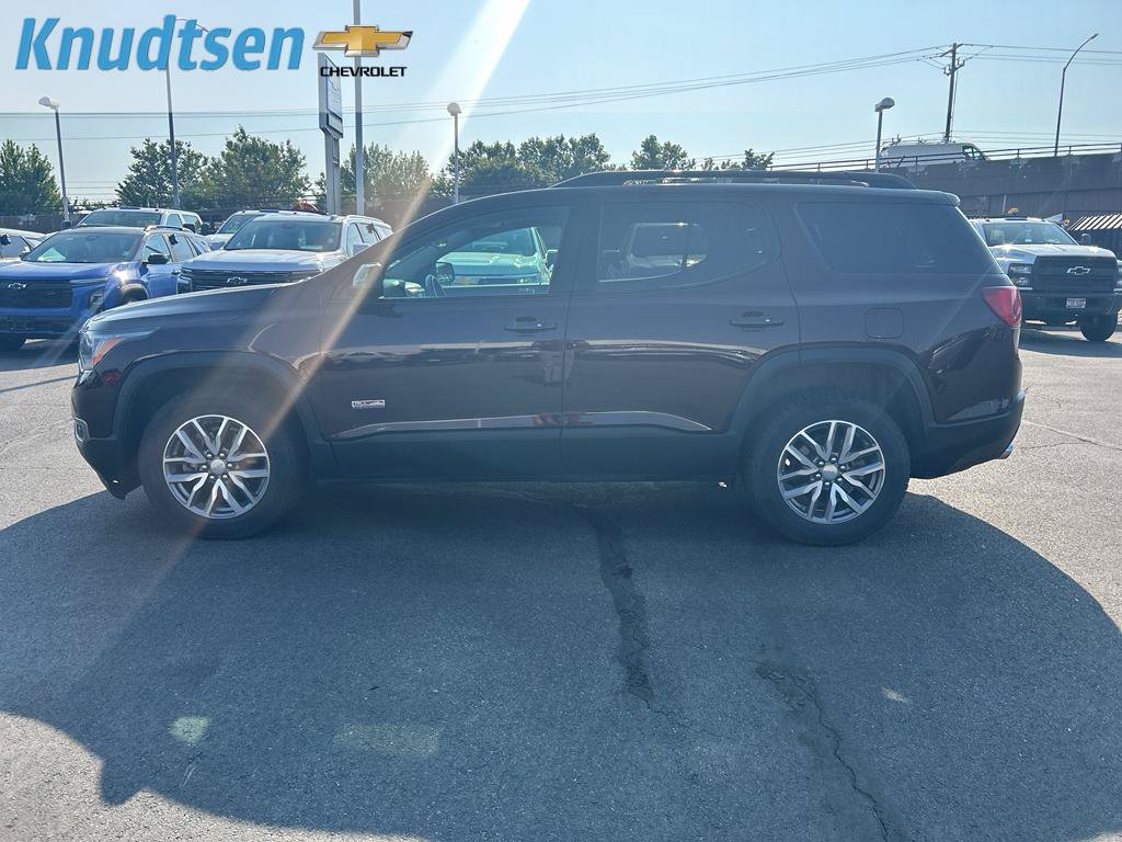 Used 2018 GMC Acadia SLE w/ Driver Alert Package I AWD/4WD image 4