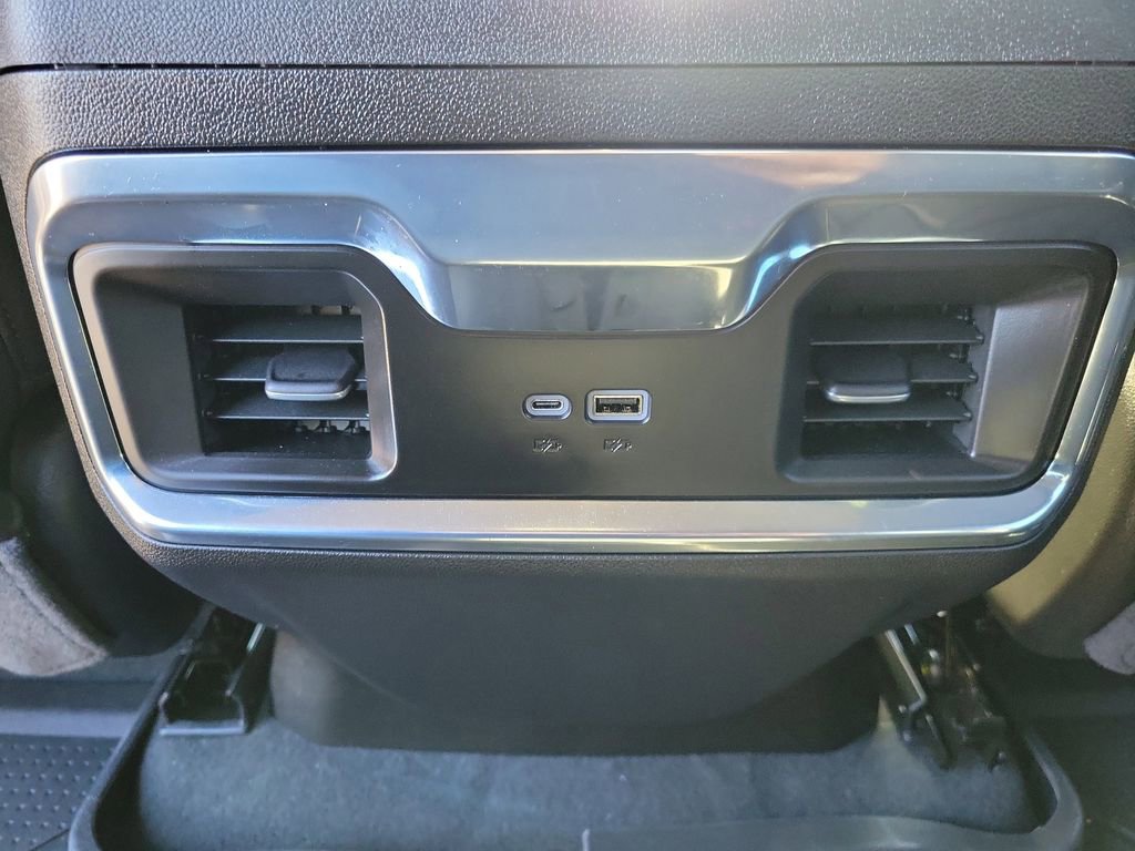 Certified 2025 Chevrolet Silverado 2500 LTZ w/ LTZ Convenience Package AWD/4WD image 18
