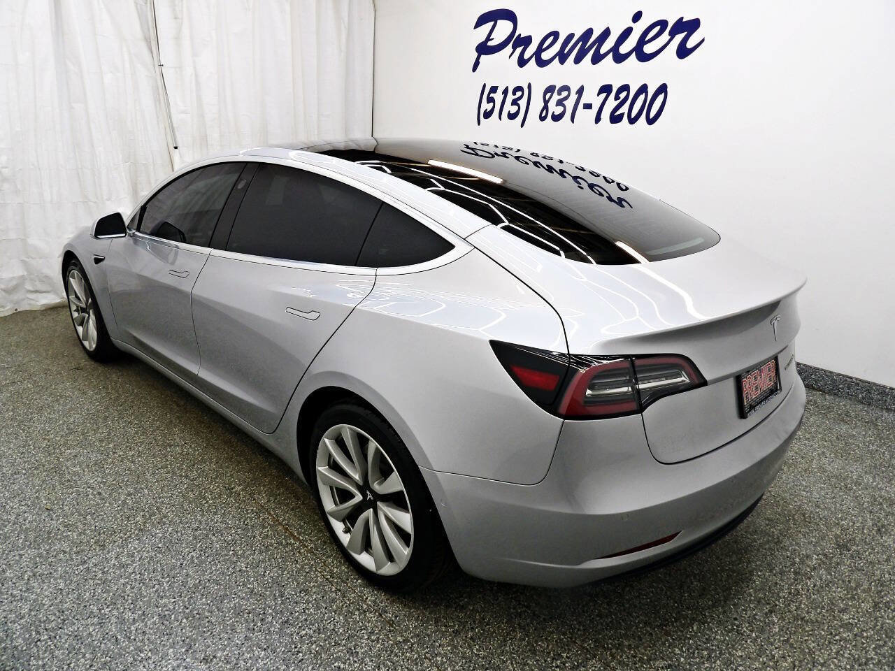 Used 2018 Tesla Model 3 Long Range image 4