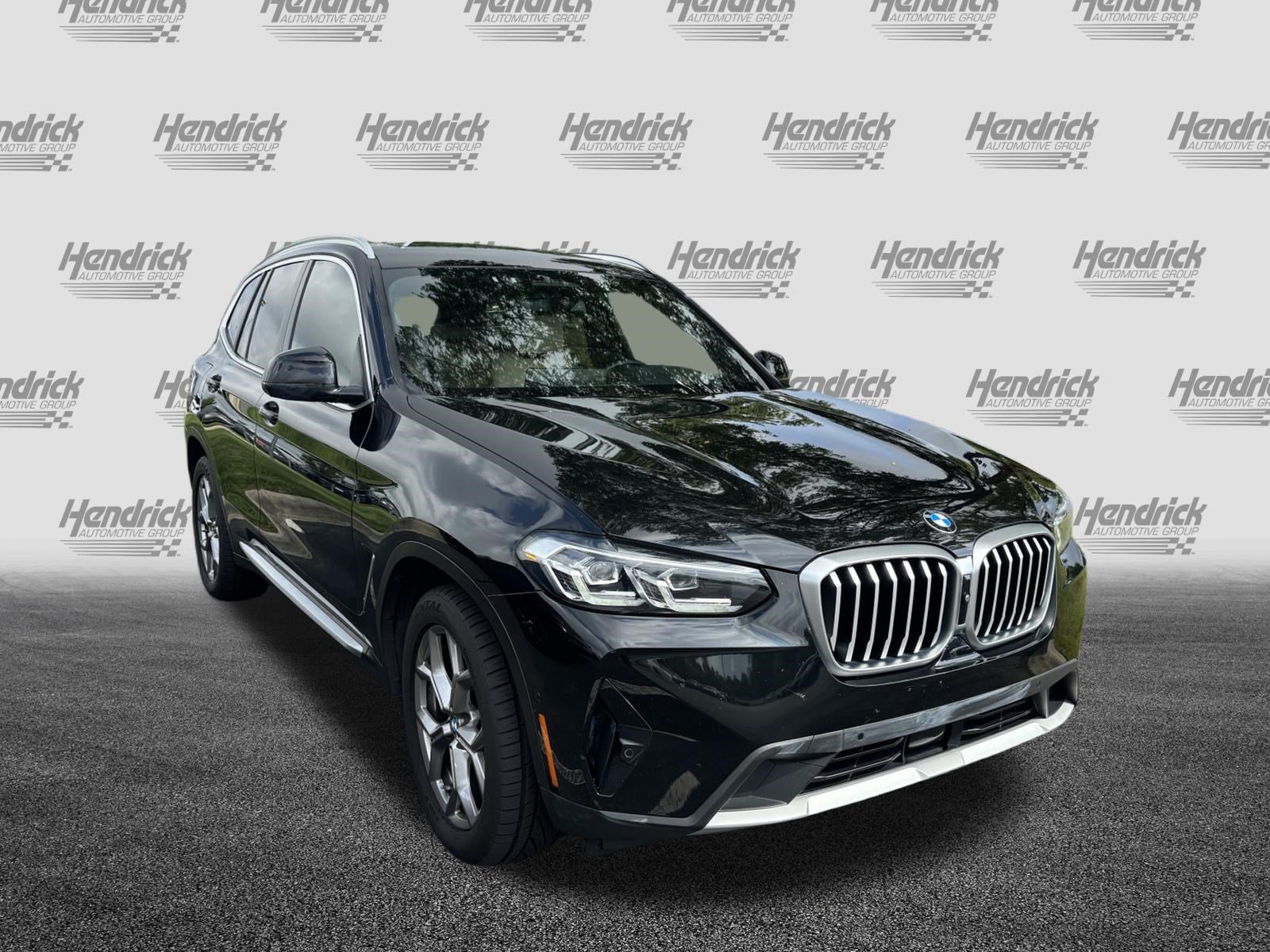 Certified 2024 BMW X3 xDrive30i w/ Premium Package w/ZPA AWD/4WD image 2