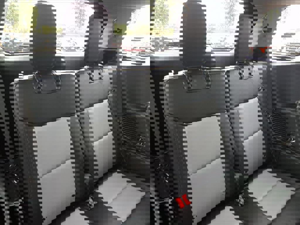 Certified 2023 Ford Explorer XLT w/ Equipment Group 202A image 16