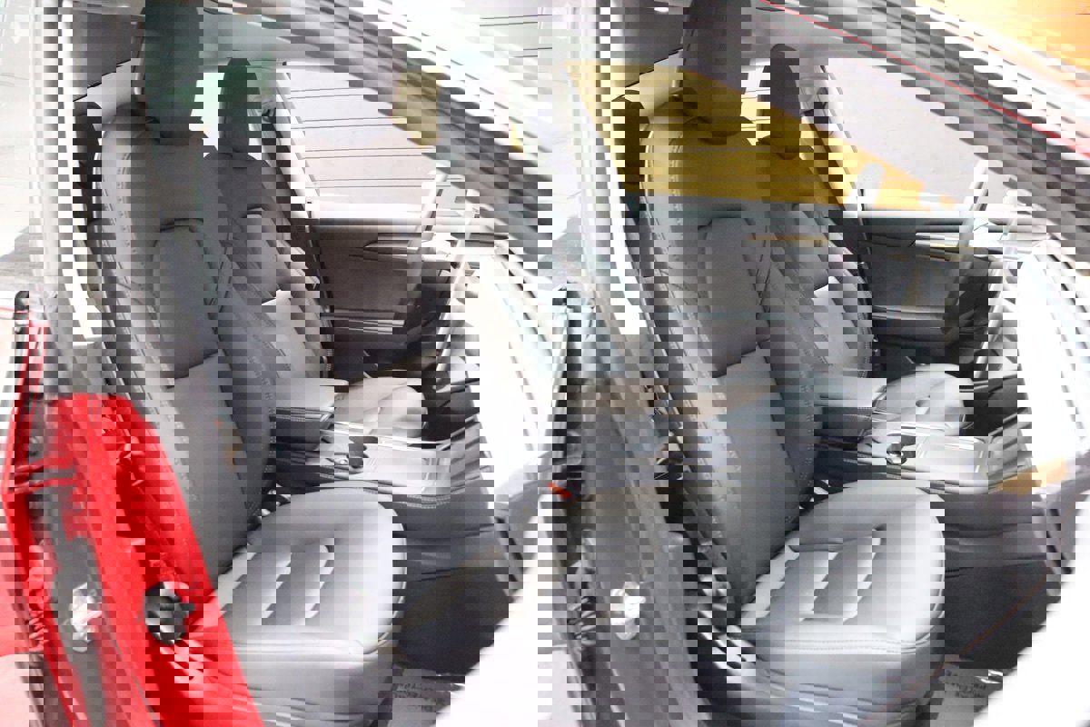 Used 2023 Tesla Model 3 Standard Range image 57