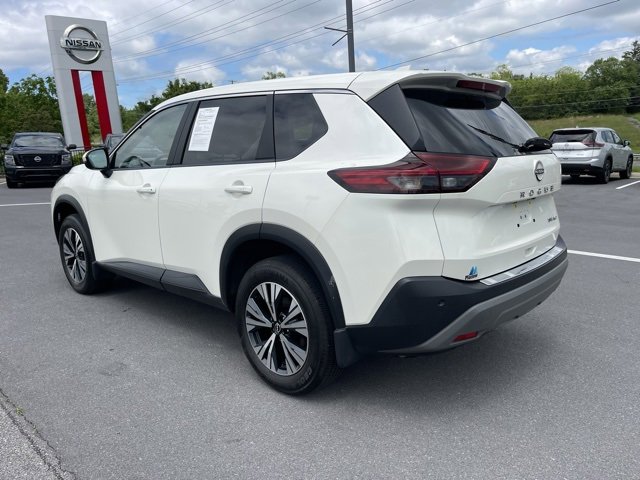 Certified 2023 Nissan Rogue SV image 7
