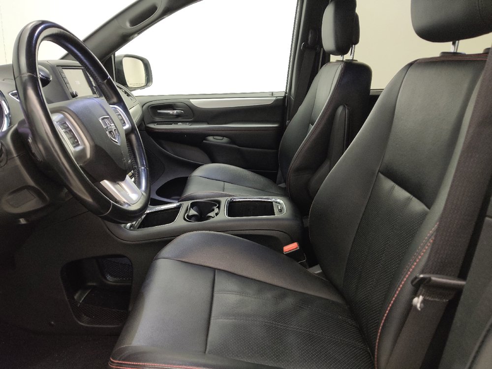 Used 2020 Dodge Grand Caravan GT FWD image 17