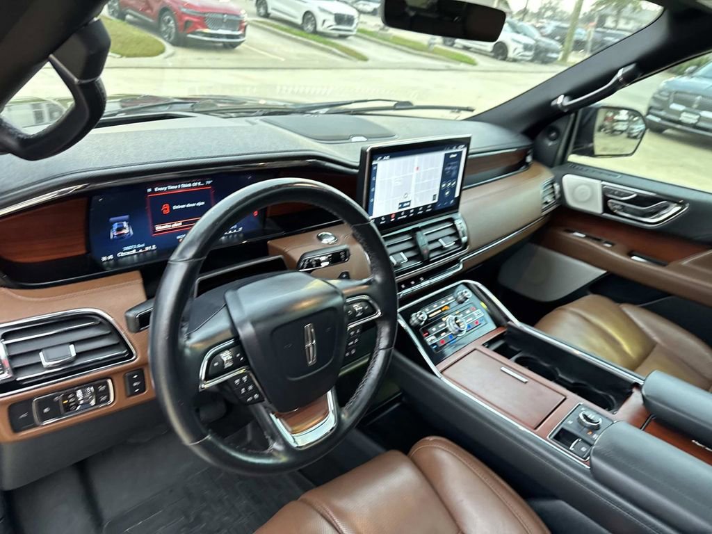Used 2022 Lincoln Navigator L Reserve image 20