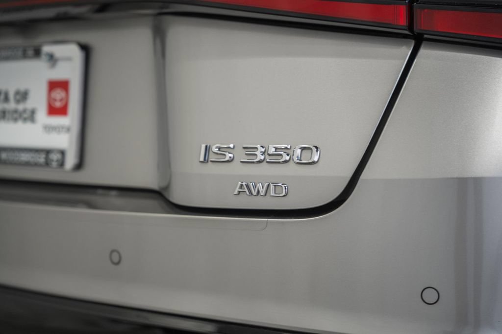 Used 2021 Lexus IS 350 F Sport w/ Dynamic Handling Package AWD/4WD image 8