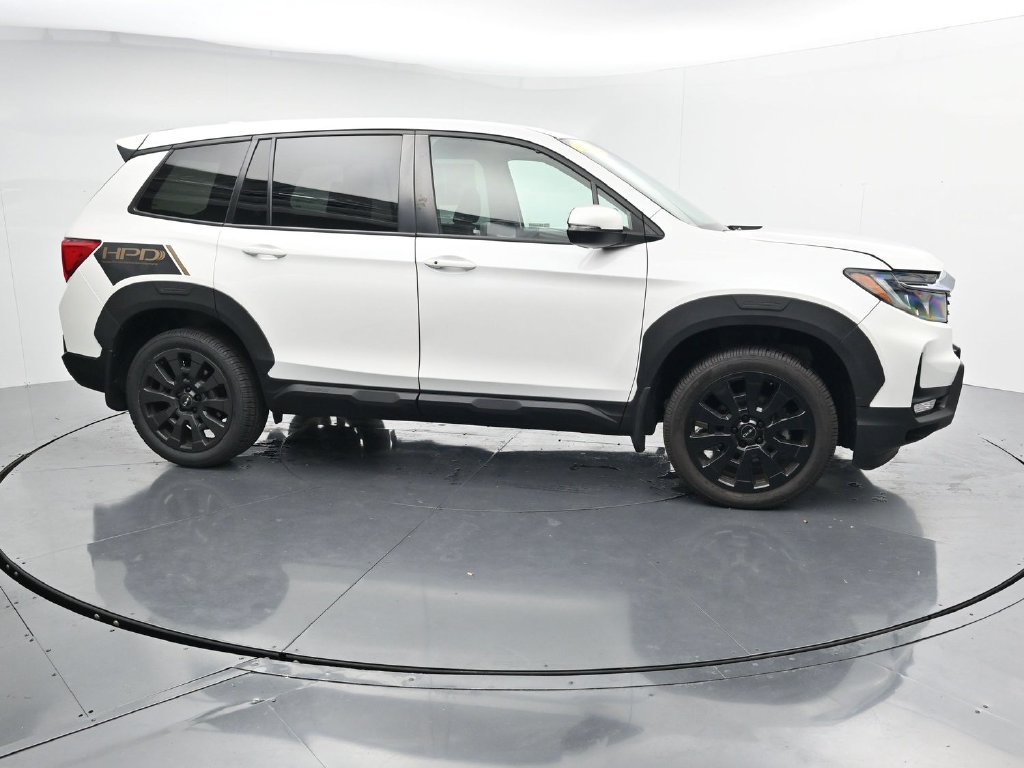 Used 2023 Honda Passport EX-L image 9