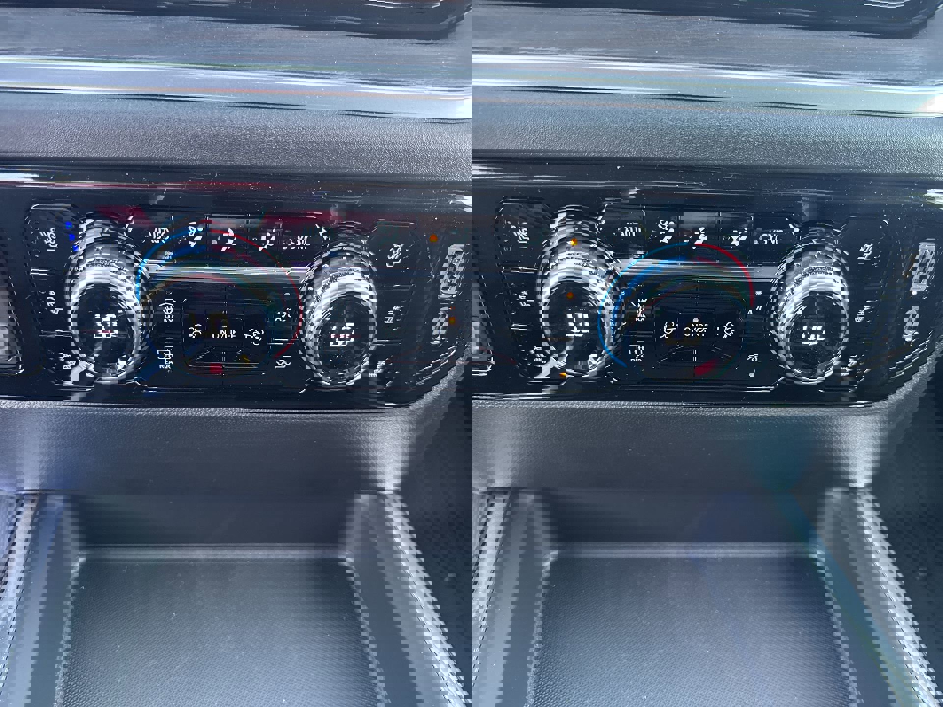 New 2026 GMC Sierra 2500 SLT w/ SLT Convenience Package image 16