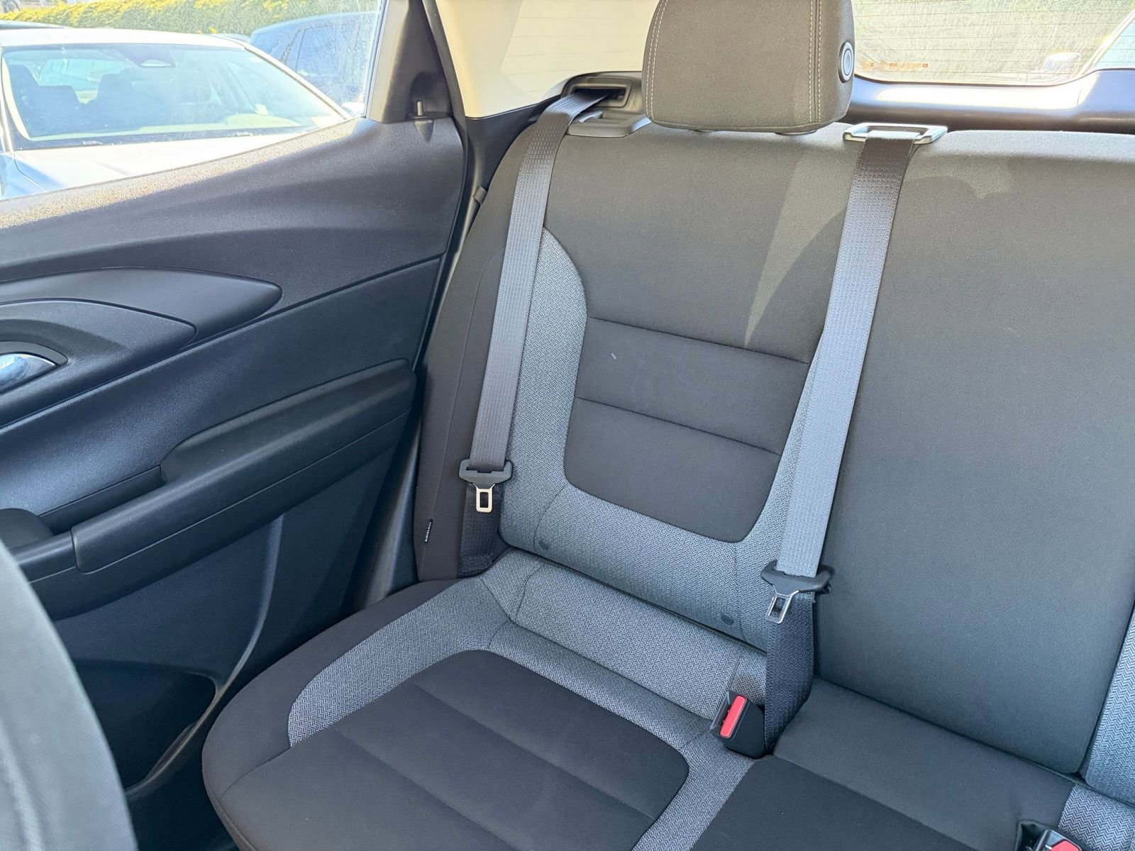 Used 2025 Chevrolet TrailBlazer LT image 37