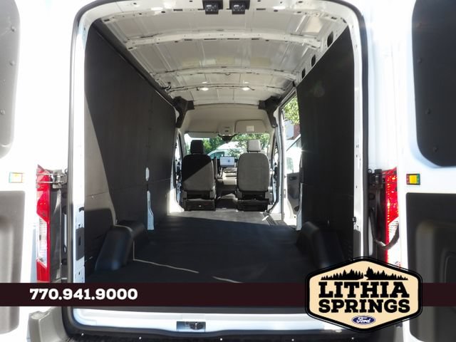 New 2026 Ford Transit 250 148 Medium Roof w/ Load Area Protection Package RWD image 32