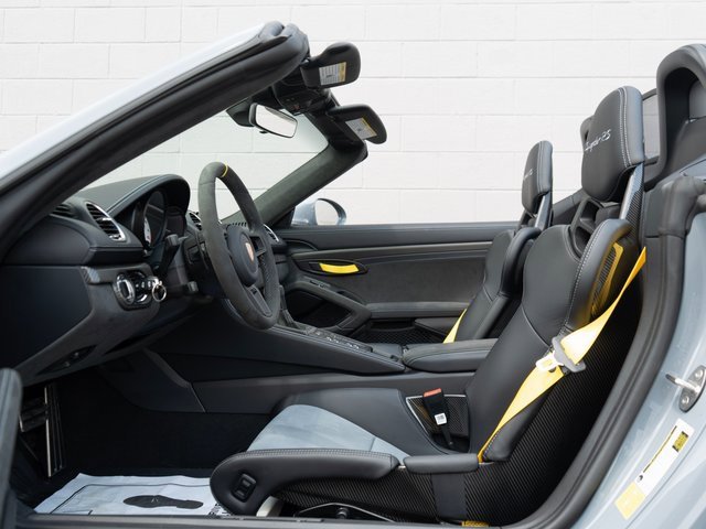 Certified 2025 Porsche 718 Boxster Spyder RS image 18