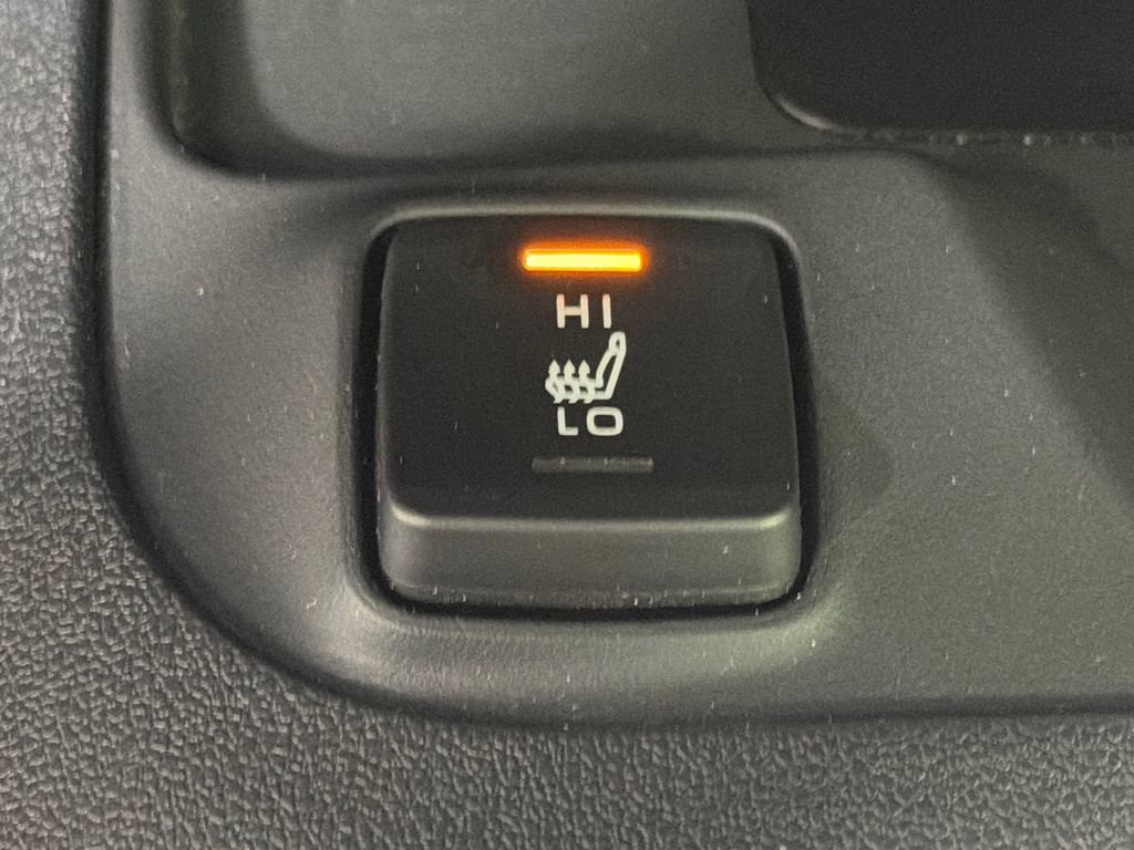 Used 2025 Toyota Corolla XSE image 30