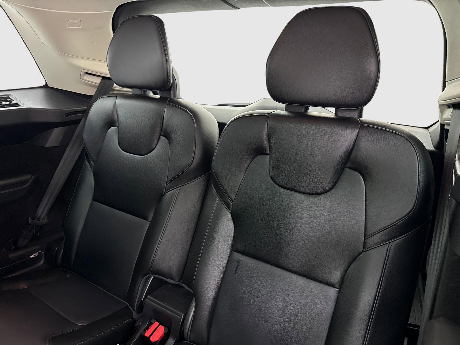 Used 2019 Volvo XC90 T5 Momentum w/ Protection Package Premier FWD image 40
