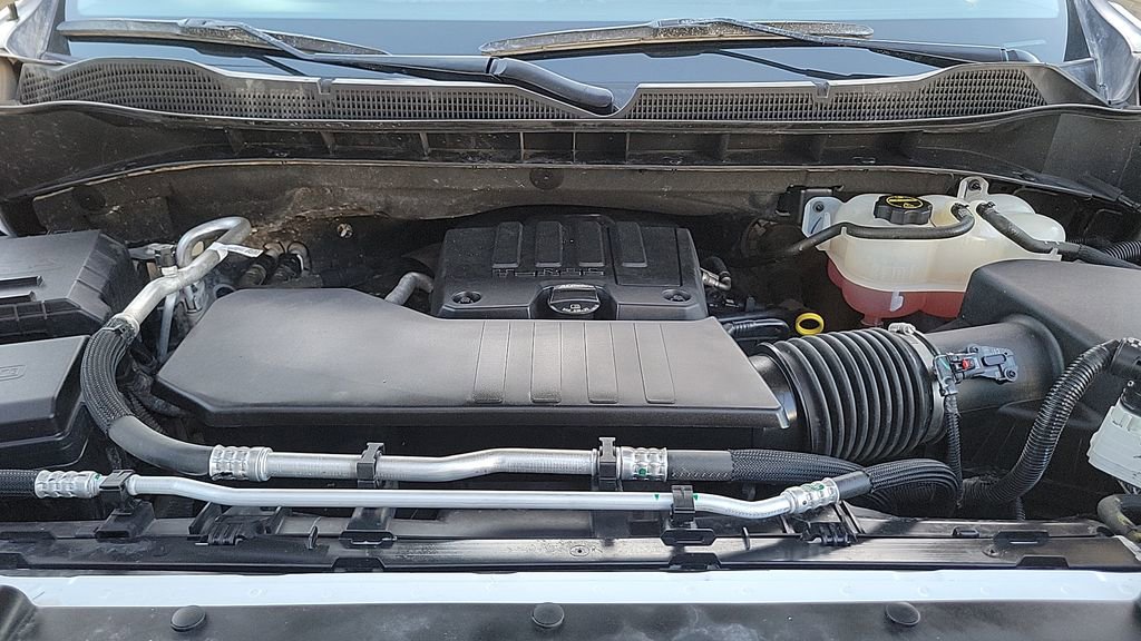 Used 2025 Chevrolet Silverado 1500 LT Trail Boss w/ Protection Package image 29