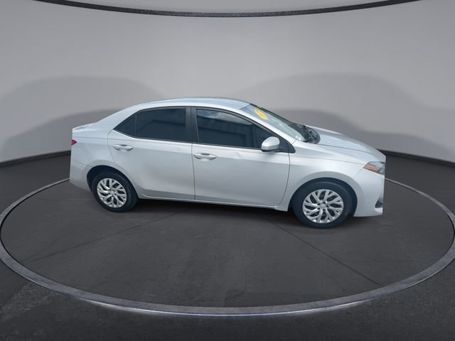 Used 2019 Toyota Corolla LE FWD image 17