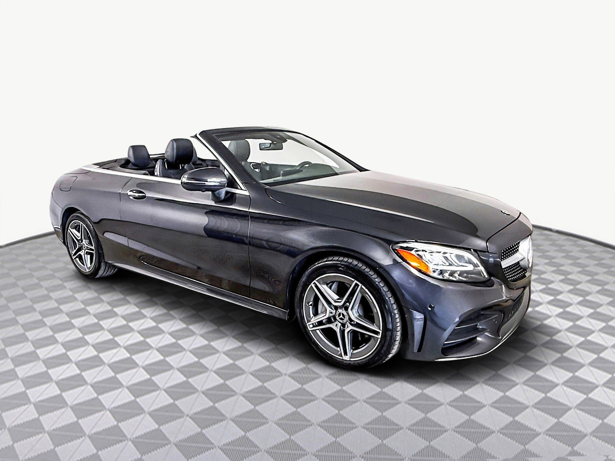 Used 2019 Mercedes-Benz C 300 4MATIC Cabriolet image 39