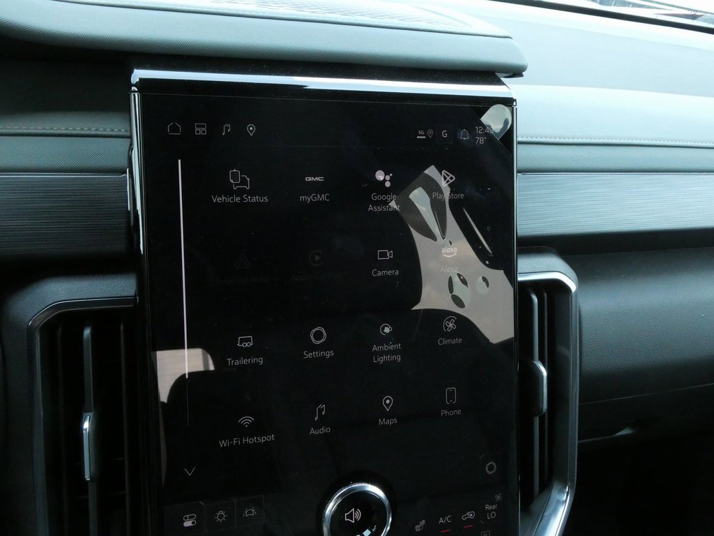 New 2025 GMC Acadia AT4 w/ Luxury Package image 6