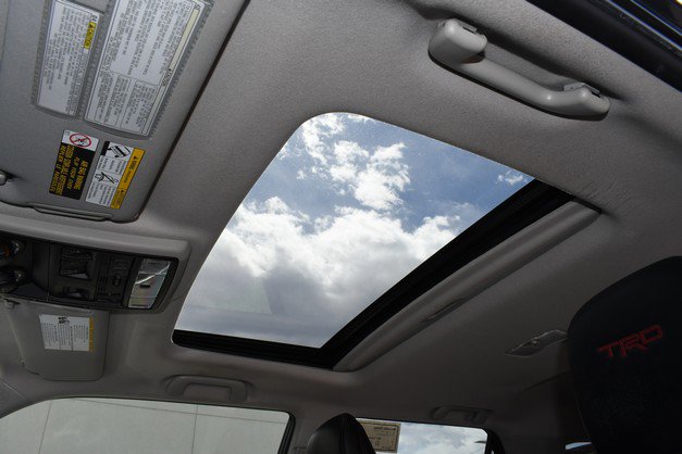 Certified 2021 Toyota 4Runner TRD Off-Road Premium w/ Moonroof Package image 19