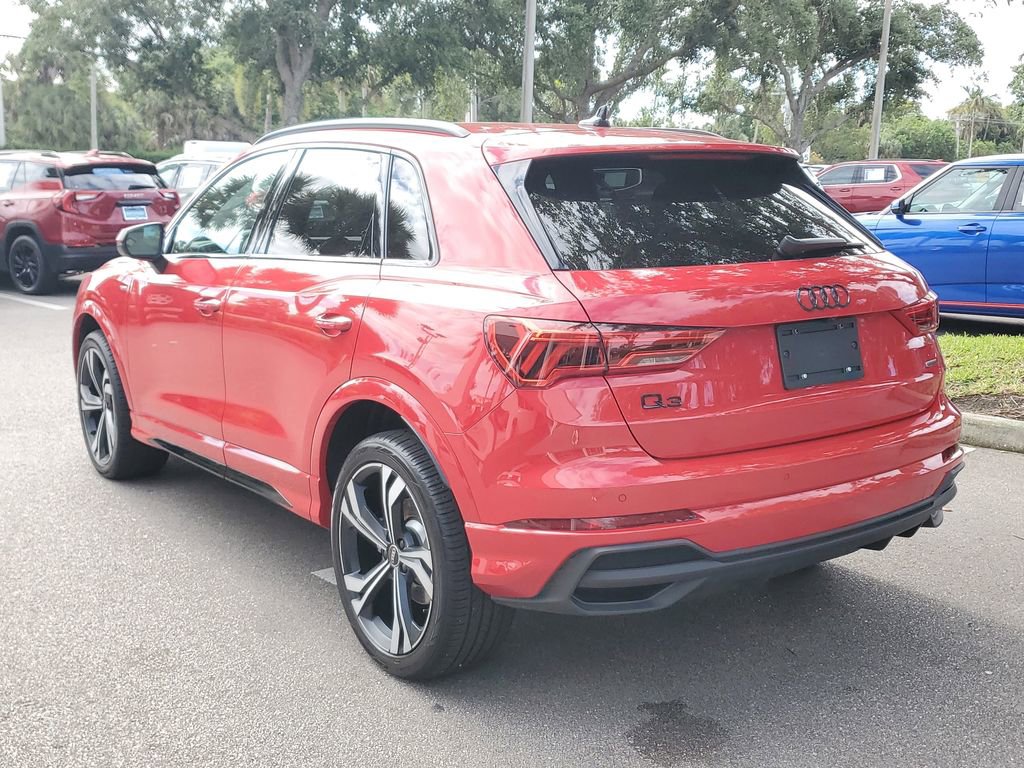 Used 2023 Audi Q3 2.0T Premium Plus image 3
