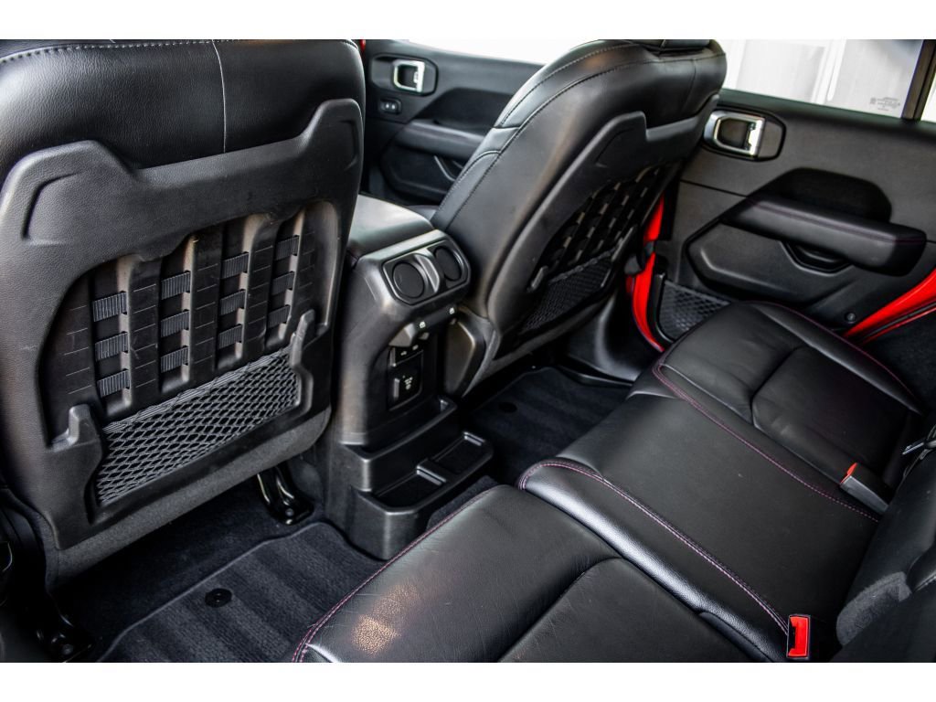 Used 2019 Jeep Wrangler Unlimited Rubicon w/ Dual Top Group image 23
