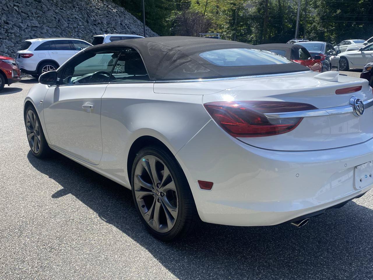 Used 2019 Buick Cascada Premium FWD image 35
