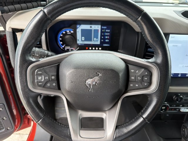 Used 2023 Ford Bronco Wildtrak AWD/4WD image 17