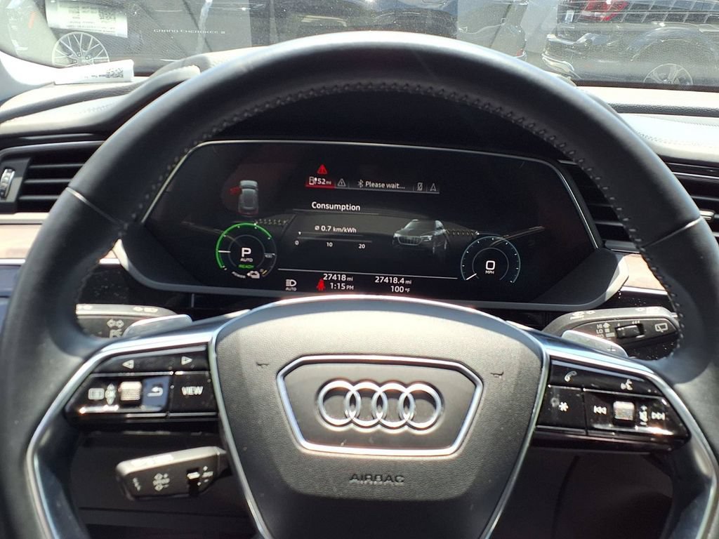 Used 2019 Audi e-tron Prestige w/ Prestige Package AWD/4WD image 10