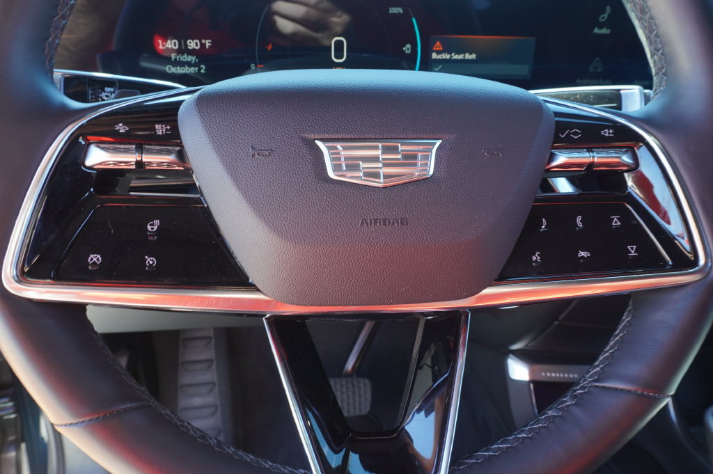 Certified 2024 Cadillac Lyriq Luxury RWD image 19
