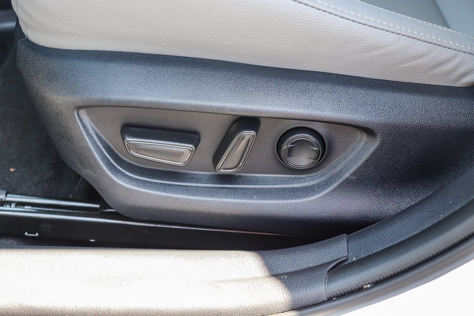 Certified 2026 Toyota Camry SE FWD image 24