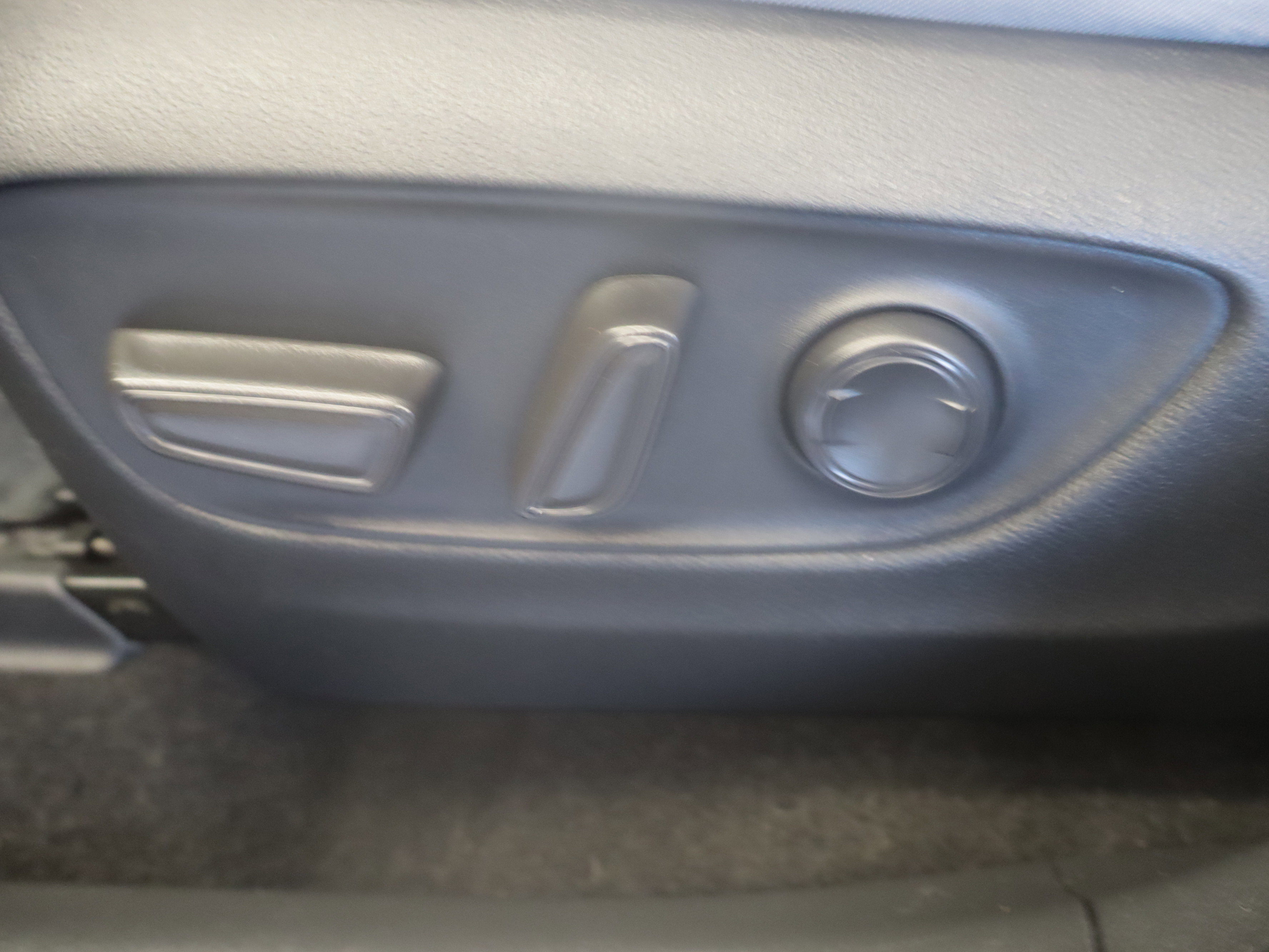 Certified 2024 Toyota RAV4 XLE w/ Convenience Package image 3