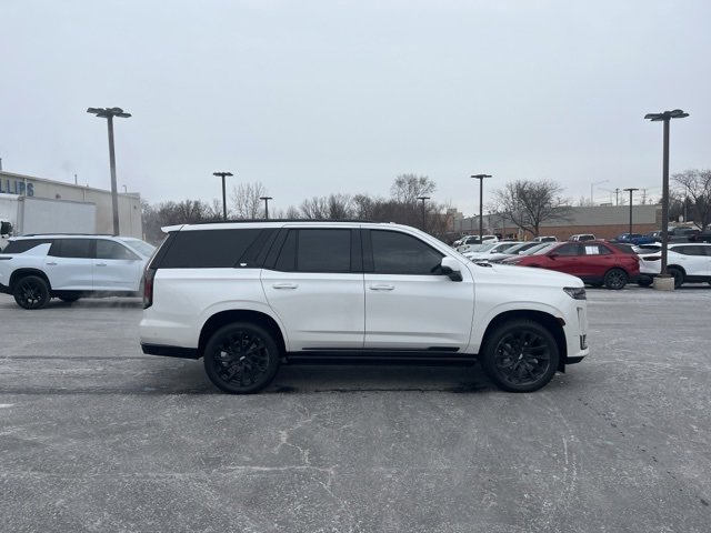 Used 2024 Cadillac Escalade Sport Platinum w/ LPO, ONYX Package image 6