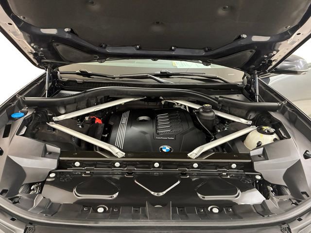 Used 2020 BMW X7 xDrive40i w/ Premium Package image 11