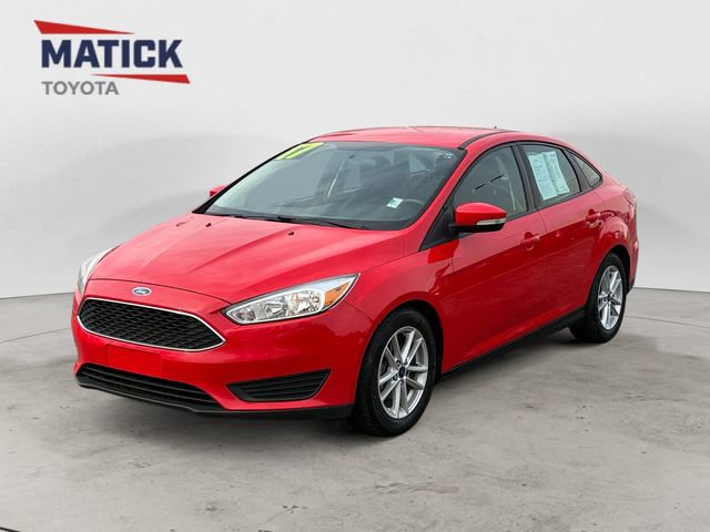 Used 2017 Ford Focus SE image 3