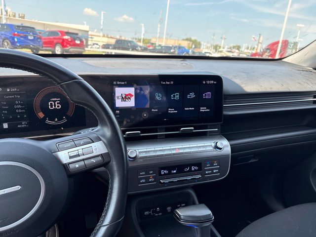 Used 2025 Hyundai Kona SEL AWD/4WD image 10