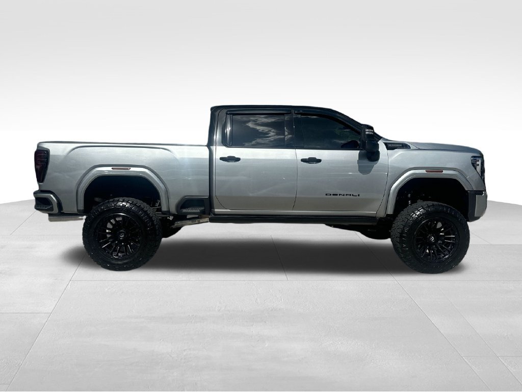 Used 2026 GMC Sierra 2500 Denali Ultimate w/ Max Trailering Package AWD/4WD image 11