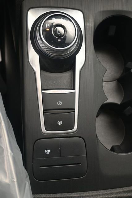 Used 2022 Ford Escape SE w/ Cold Weather Package image 14