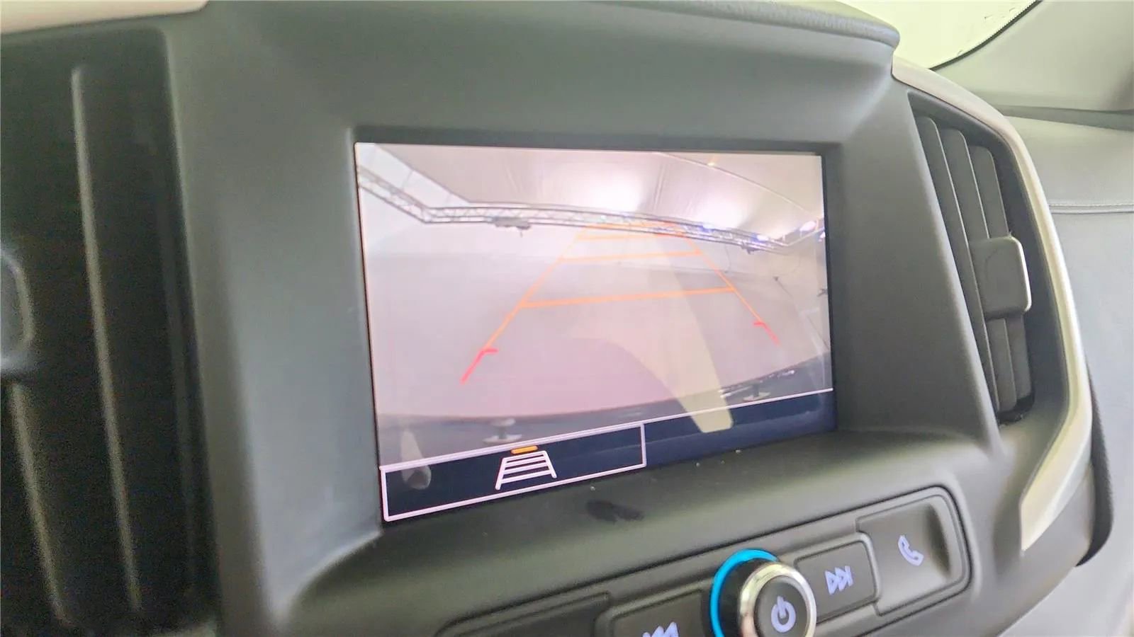 Used 2022 GMC Terrain SLE w/ Driver Convenience Package AWD/4WD image 30