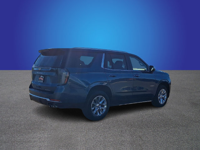 Used 2025 Chevrolet Tahoe Premier AWD/4WD image 4