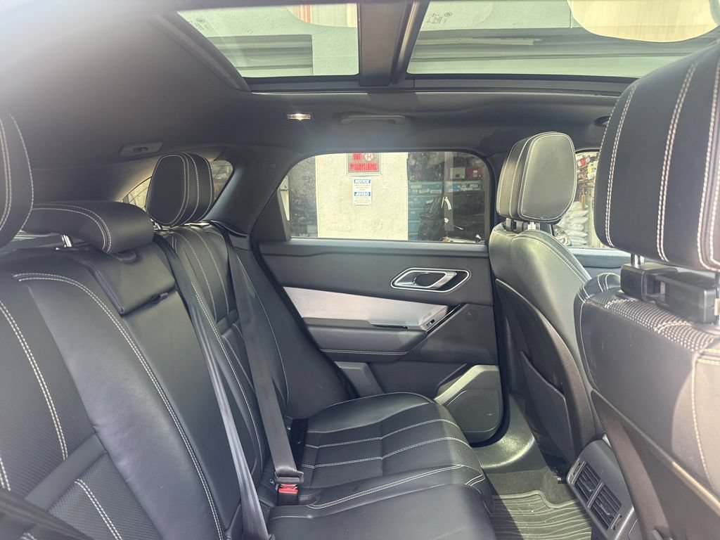 Used 2020 Land Rover Range Rover Velar R-Dynamic S AWD/4WD image 23