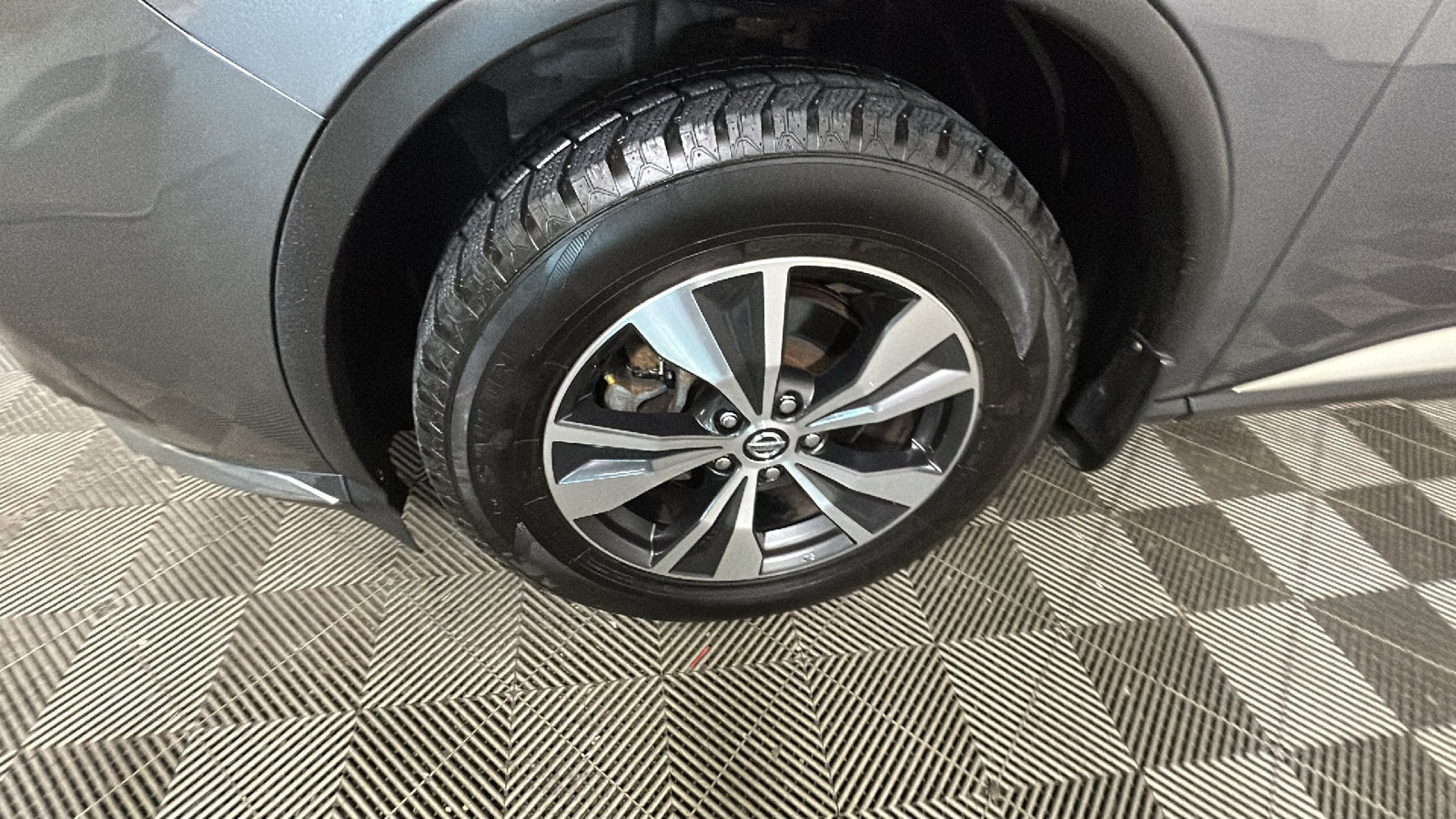 Used 2021 Nissan Murano S FWD image 9