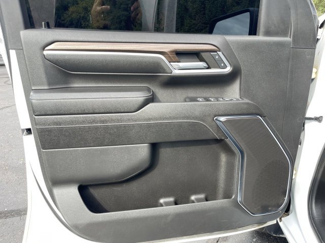 Used 2024 Chevrolet Silverado 2500 LT w/ Convenience Package AWD/4WD image 23