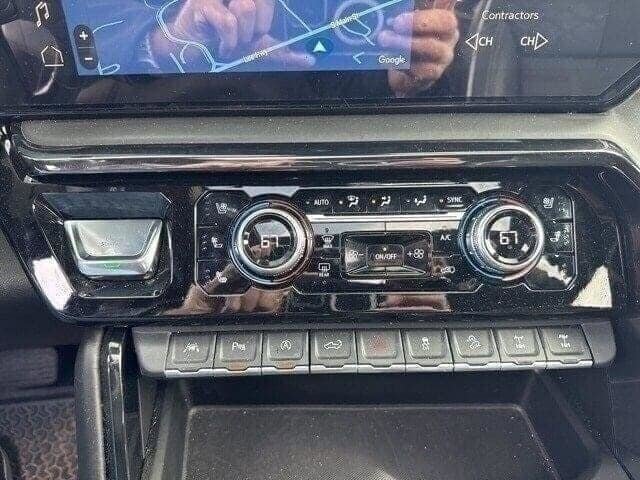 Used 2022 GMC Sierra 1500 AT4X image 36